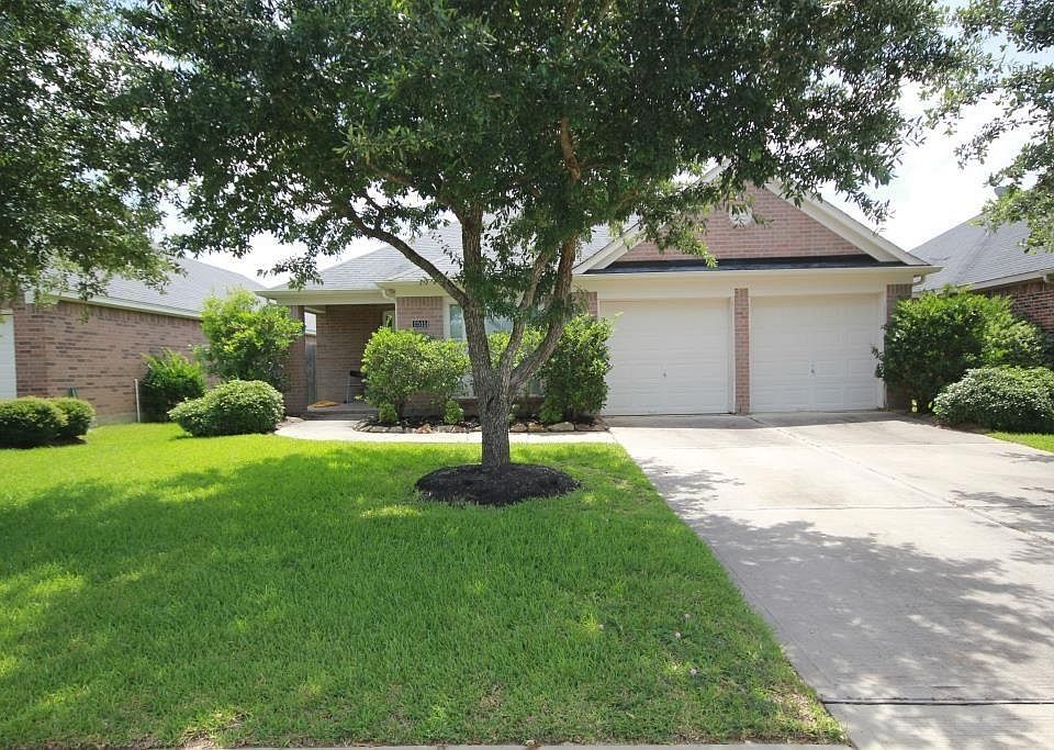 1st image of 2515 Pepperidge Dr