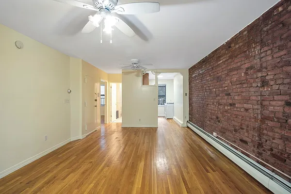 Rented by Bold New York | media 17