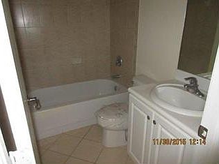 5th image of 2935 SE 1st Dr Unit 8