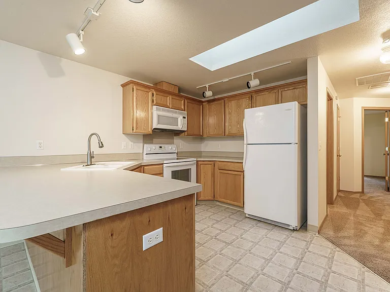 11703 NE 32nd St #11703 — Photo 9