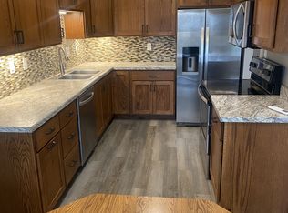 3320 18th St S, Fargo, ND 58104