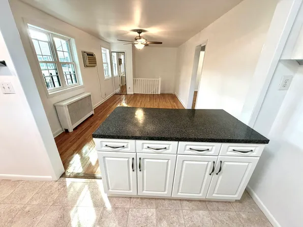 65-26 223rd Place image 20 of 31