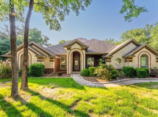 4052 Tortoise Ln, Fort Worth, TX 76135