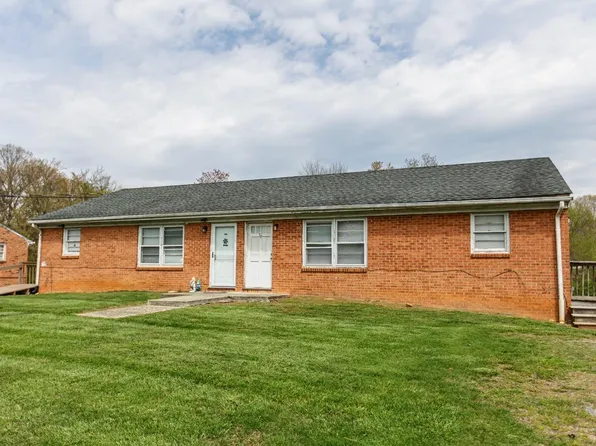 86 Salem Rd, Evington, VA 24550