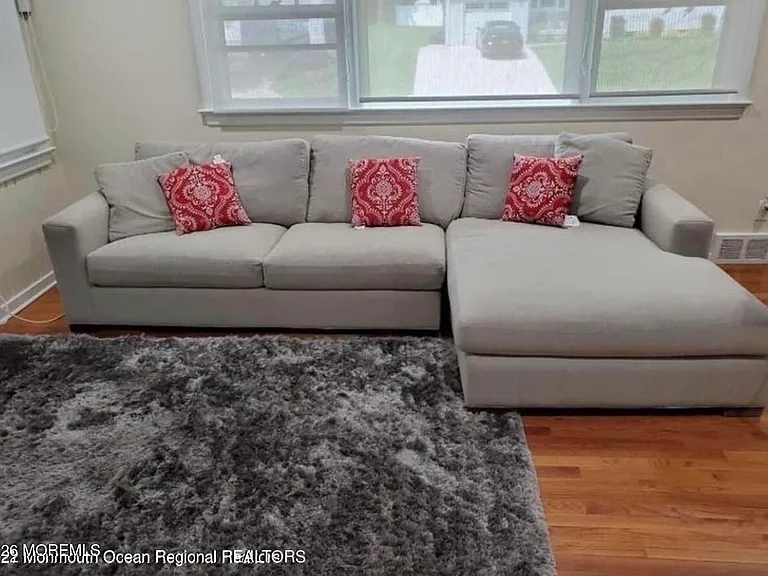 32 Baker Dr — Photo 5