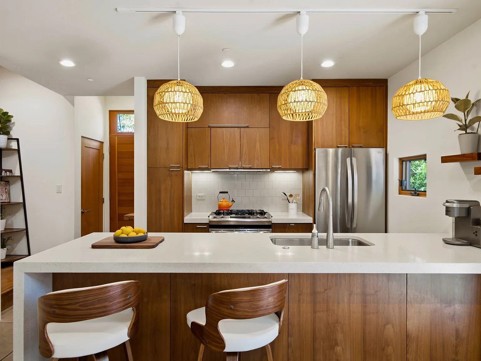 1 bed, 1000 sqft, $3,750 — Photo 4