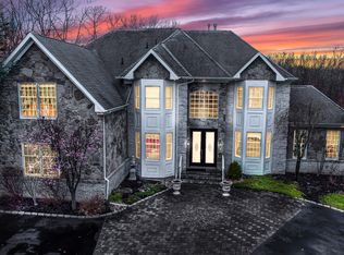 1352 Millennium Ct, Toms River, NJ 08753