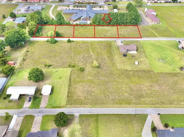 2 NW 6th St, Stigler, OK 74462