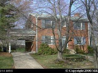 9620 Woodberry St, Lanham, MD 20706