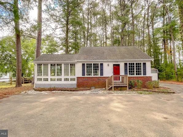 16444 Piney Point Rd, Piney Point, MD 20674