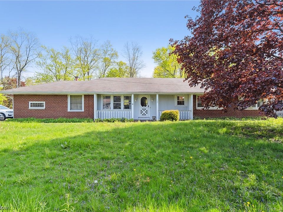 1st image of 724 Knollwood Dr