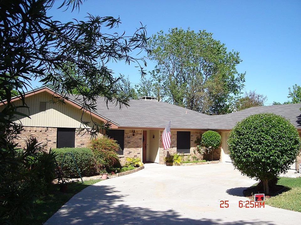 1st image of 1501 Tanglewood Dr
