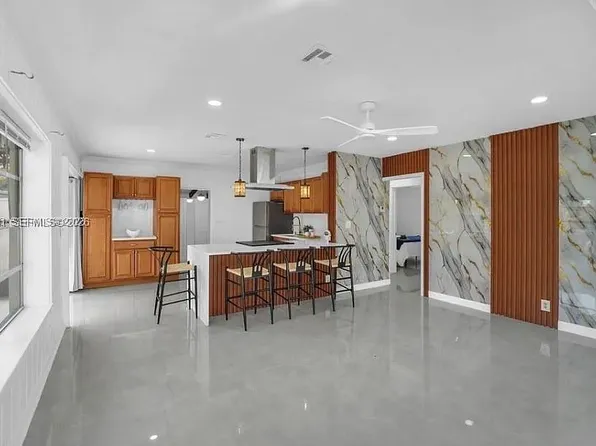 2718 Sherman St, Hollywood, FL 33020