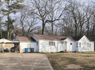 1828 Maple Ave, Florence, AL 35630