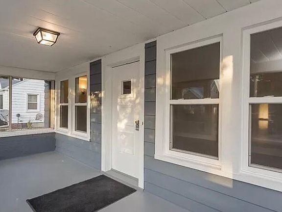 2nd image of 5522 299th St