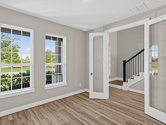 4th image of 7206 Crossvine Manor Trl