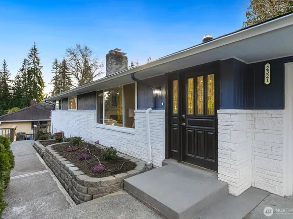 2321 100th Avenue NE, Bellevue, WA 98004