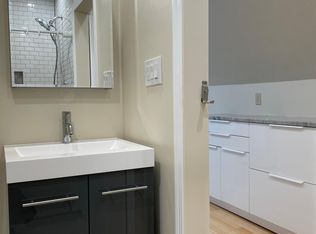 5835 Alder St #1, Pittsburgh, PA 15232