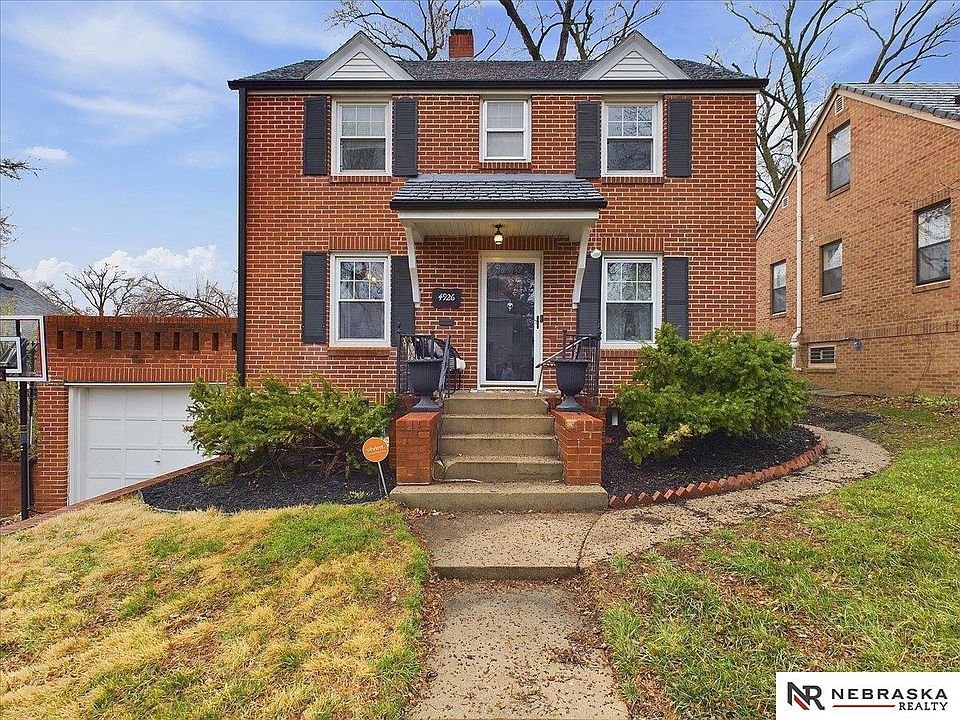 1st image of 4926 Grant St