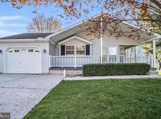 3 Lantern Ln, Shippensburg, PA 17257