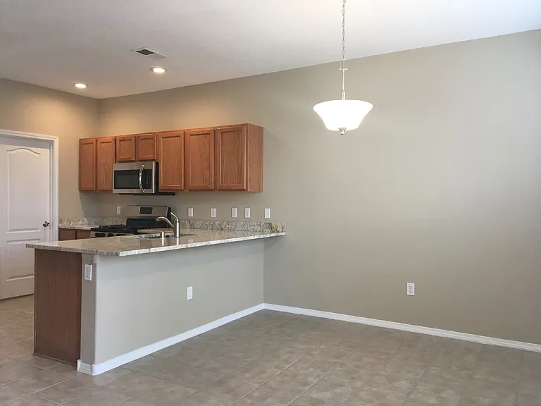 1941 Cortina Loop SE — Photo 8