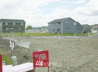 210 Kendall St NE, Orting, WA 98466