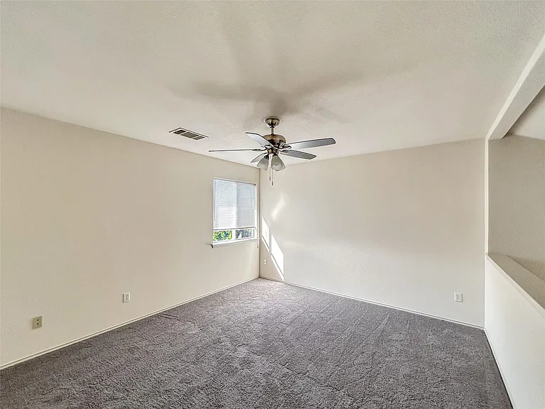 1503 Catalina Dr — Photo 12