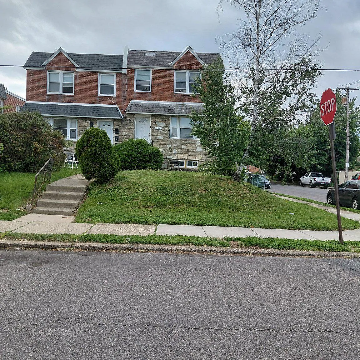2 bed, 1.0 bath, 1000 sqft, $1,400 — Photo 1