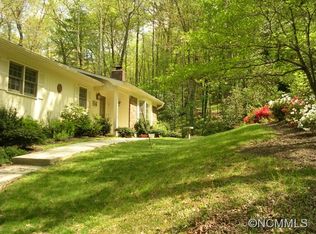 416 Deerhaven Ln, Hendersonville, NC 28791
