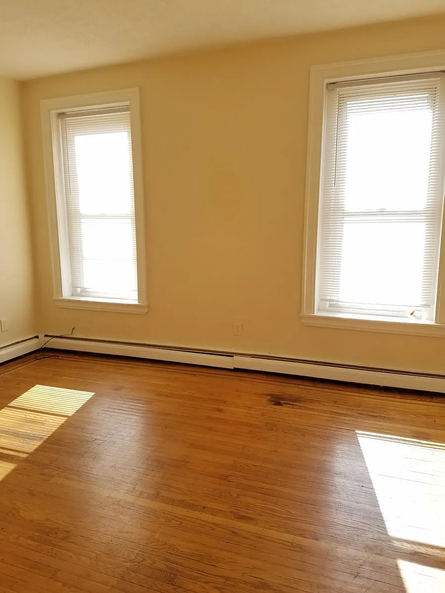 Building Photo - 4703 Longshore Ave #2A