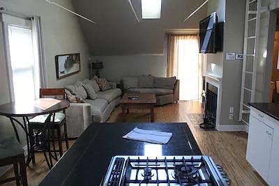 5th image of 873 S Lazelle St