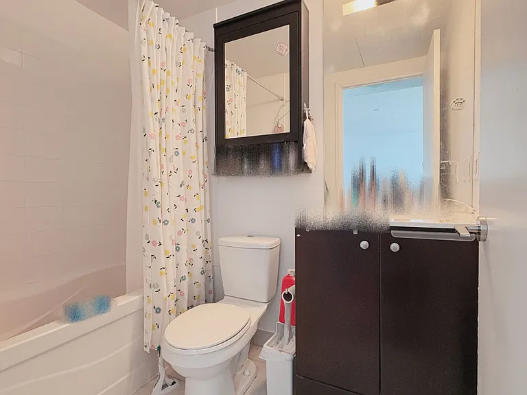 25 Cole St #1307 — Photo 8