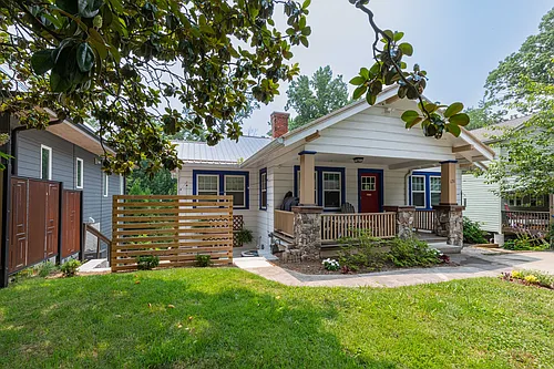 131 Courtland Ave Photo 1