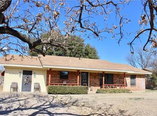 1332 W Jeanette St, Breckenridge, TX 76424