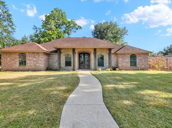 1901 Heisler St, Port Neches, TX 77651
