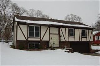 5th image of 225 Pleasant Dr