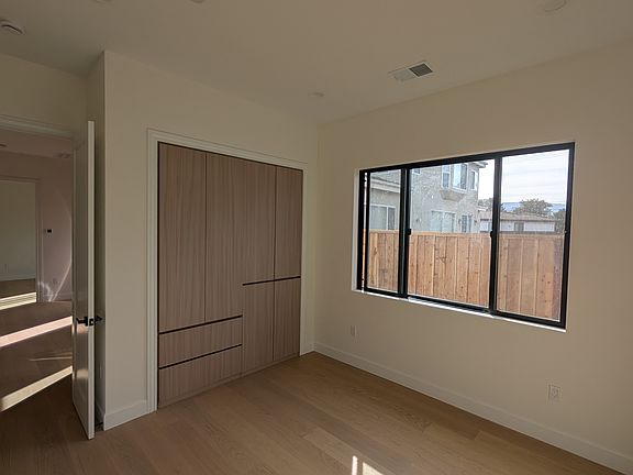 3rd image of 21079 Tamarind Ct
