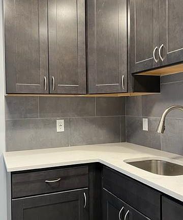 2nd image of 76 Beacon Ave