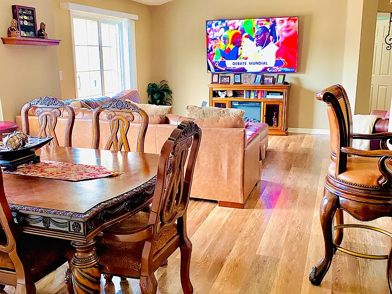 6734 Breezy Palm Dr — Photo 12
