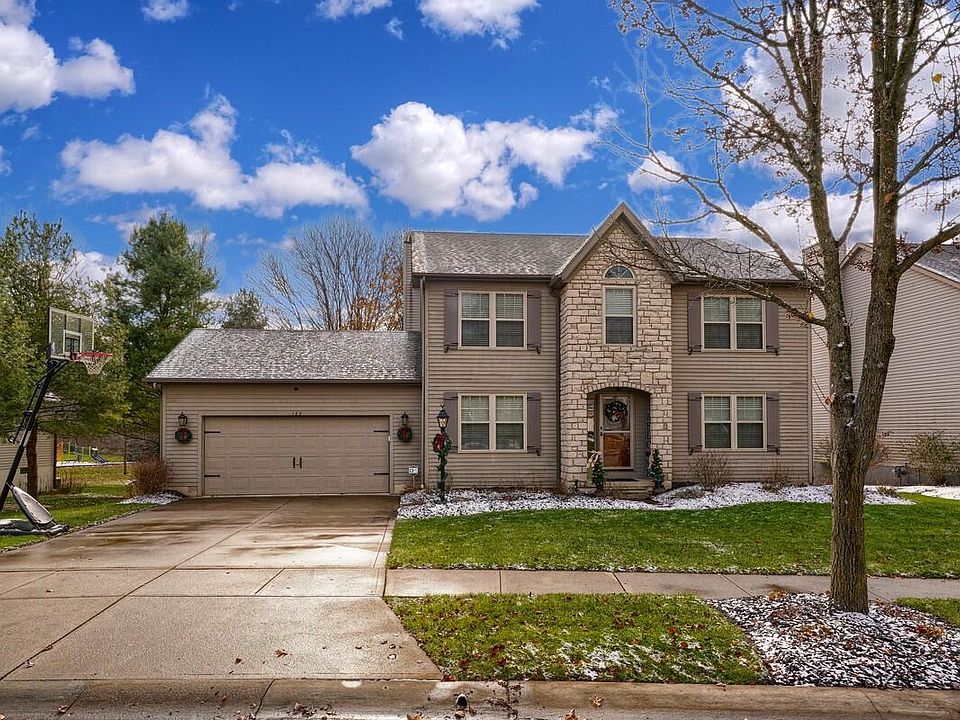 1st image of 135 Mackenzie Dr