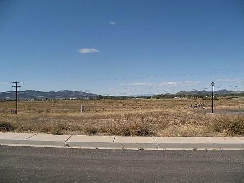 1st image of 2 N Cimarron Cir