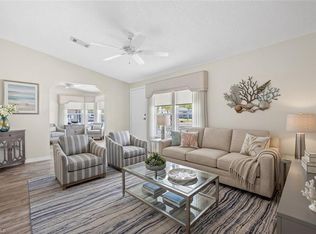 10390 Wales LOOP, BONITA SPRINGS, FL 34135