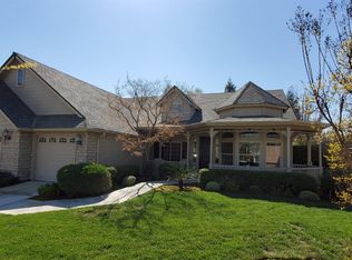 6811 W Logan Ave, Visalia, CA 93291