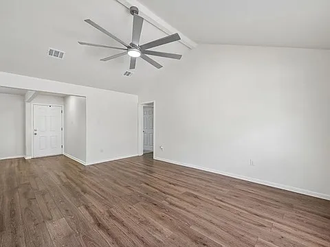 4 bed, 1456 sqft, $1,800 — Photo 4