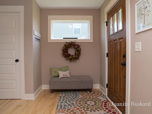 5th image of 10903 Pine Cone Ct