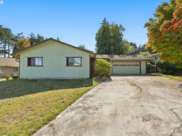 2273 Virginia Ave, North Bend, OR 97459