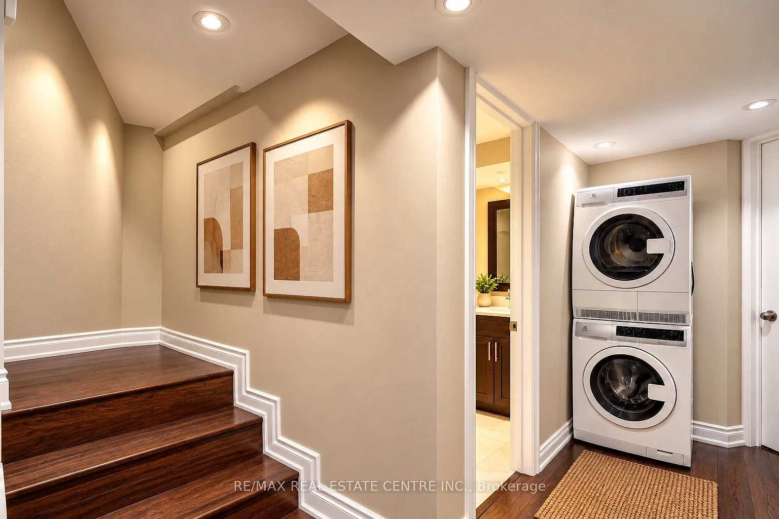 2 bed, $2,000 — Photo 3