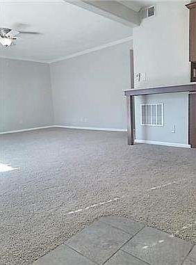 4th image of 6204 Robinson St