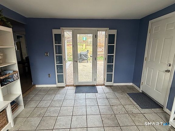 3rd image of 228 Fern Hill Road
