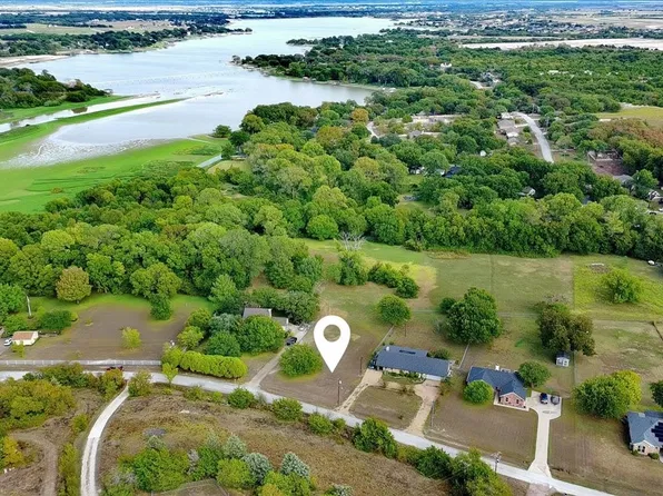 622 Chisholm Trl, Waxahachie, TX 75165
